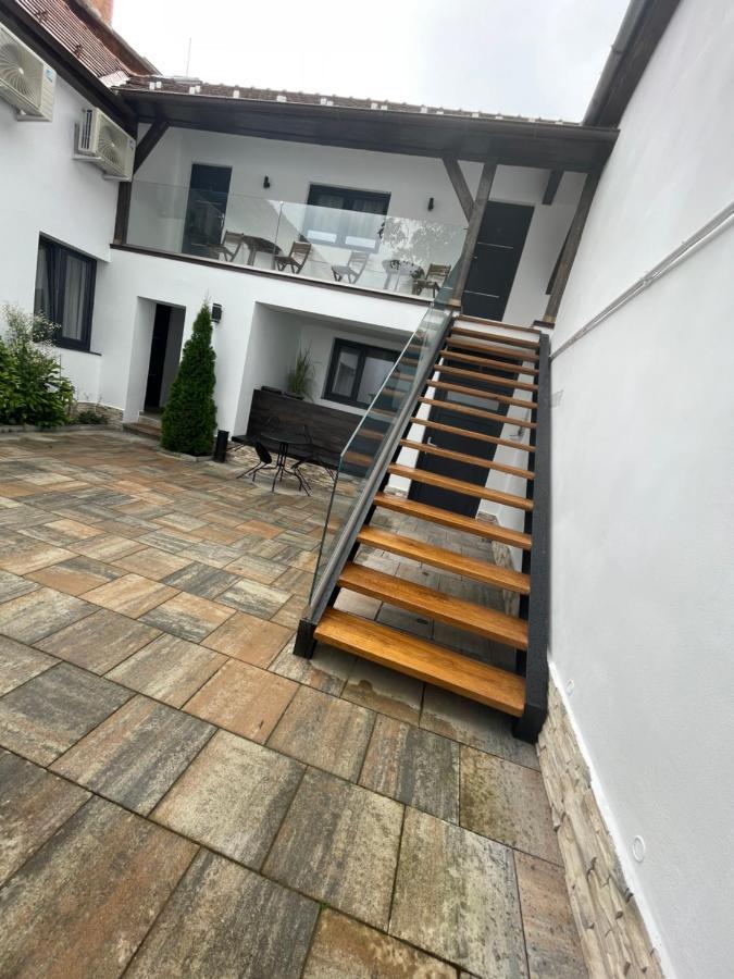Mani Studio Sibiu Exterior photo